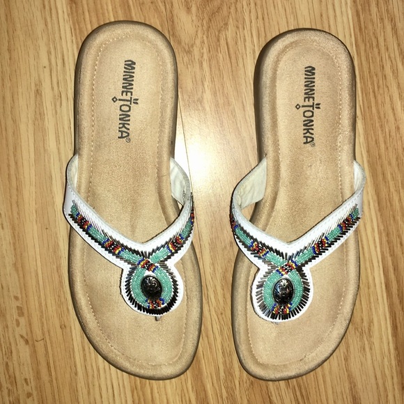 Minnetonka Leather Beaded Thong Sandals Sz 6 - Picture 5 of 8